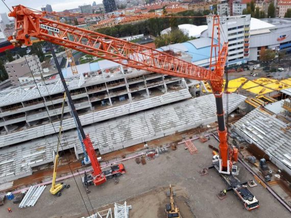 Stavba národního fotbalového stadionu v Bratislavě